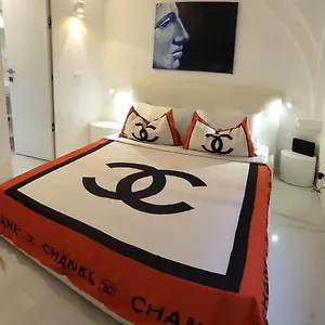 The White Colisseum Apartment Rome